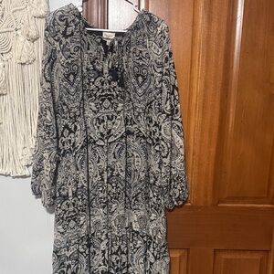 Elegant Black and White Paisley Dress